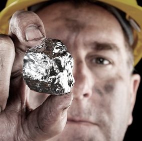 Silber: Eine Basis für steigende Feinunzenpreise