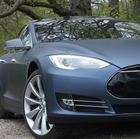 Tesla: Aluminiumteile&#45;Lieferant kündigt Investitionen an