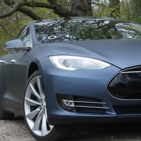 Tesla: Aluminiumteile&#45;Lieferant kündigt Investitionen an