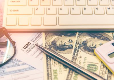 Steuerzahlergedenktag und Raub über die Inflationssteuer