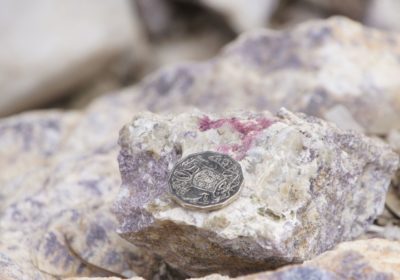 Lithium Australia testet Glimmererden anderer Minen in Westaustralien