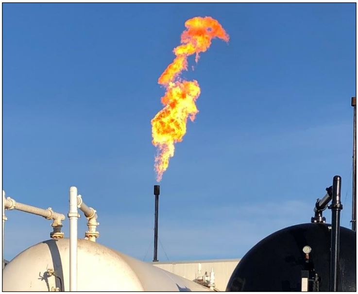 Abb1: Abfackeln von Gas auf Calima 2, Quelle: Calima Energy