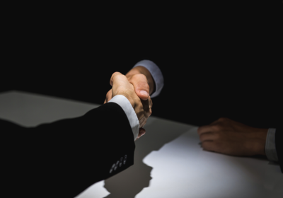 Skyharbour Resources: Azincourt schlie&szlig;t Earn-in-Option ab, Joint-Venture beginnt