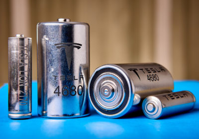 Graphit: Magnis Energy liefert Anodenmaterial an Tesla