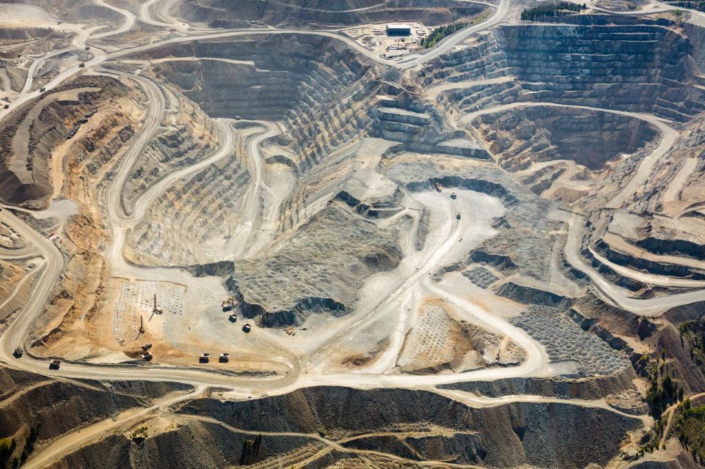 Hudbay Minerals bietet 439 Mio. USD für Copper Mountain Mining
