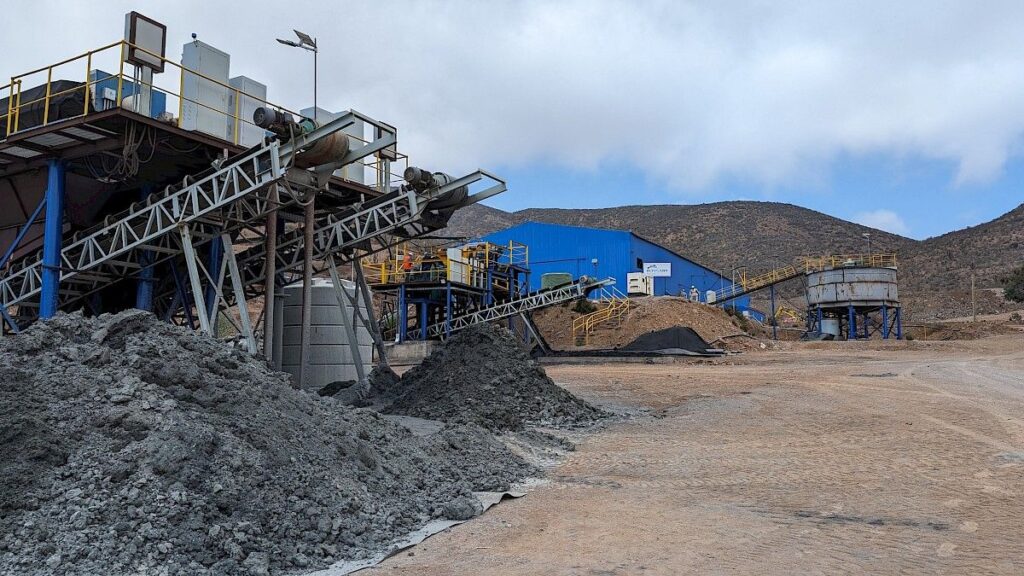 Altiplano Metals schließt Offtake-Deal für El Peñón Eisenkonzentrat ab