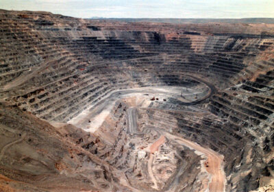 Barrick Gold will in die USA, BHP erleidet Gewinnrückgang