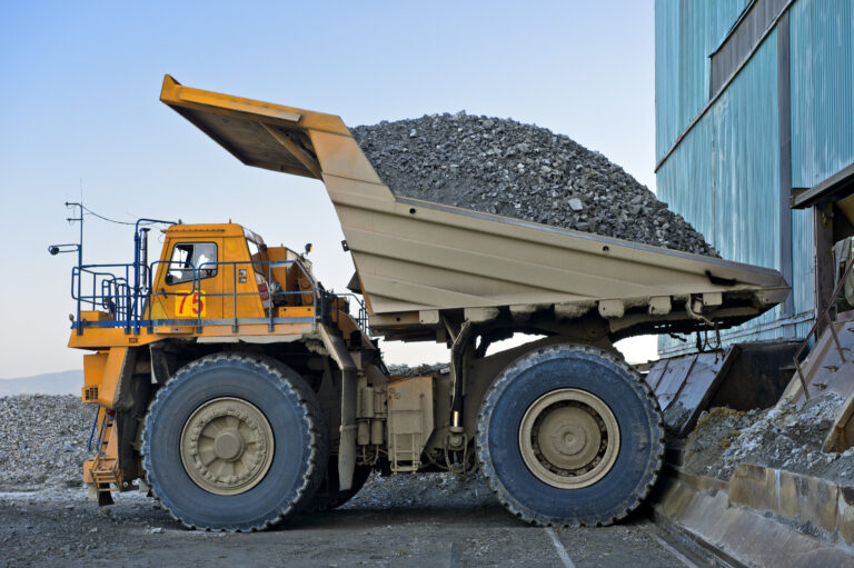 Die Rohstoffwoche: NexGen Energy, Meteoric Resources, Hochschild Mining, Globe Metals &amp; Mining, AbraSilver, Navoiyuran, Orano, ITOCHU, Rio Tinto, Arcadium Lithium, BHP, Cobre