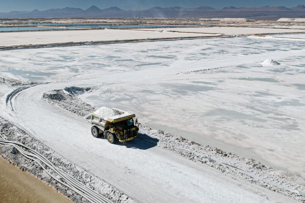 Rio Tinto investiert 900 Mio. USD in Codelcos Lithiumprojekt in Chile