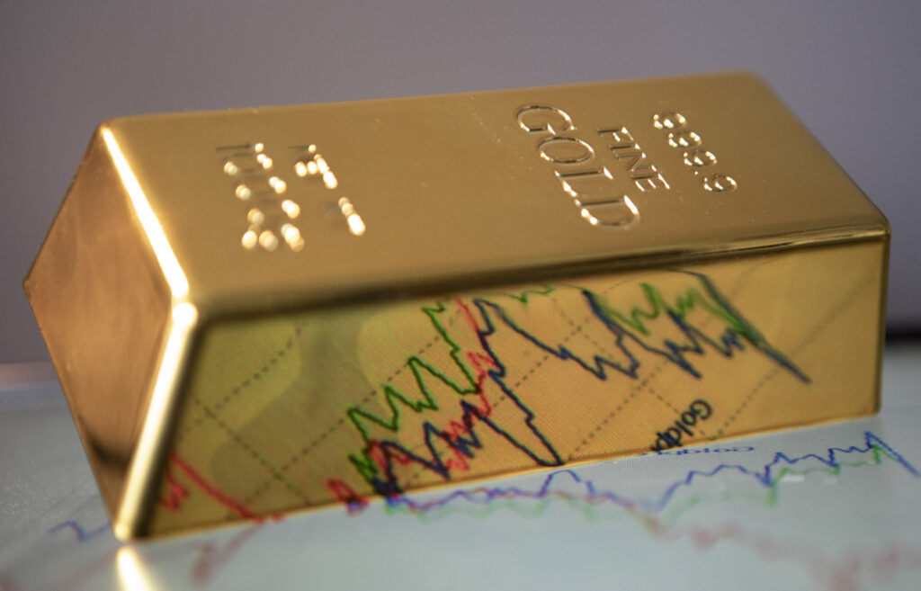 S&P Global sieht Goldpreis bis 2027 auf 2.100 USD fallen