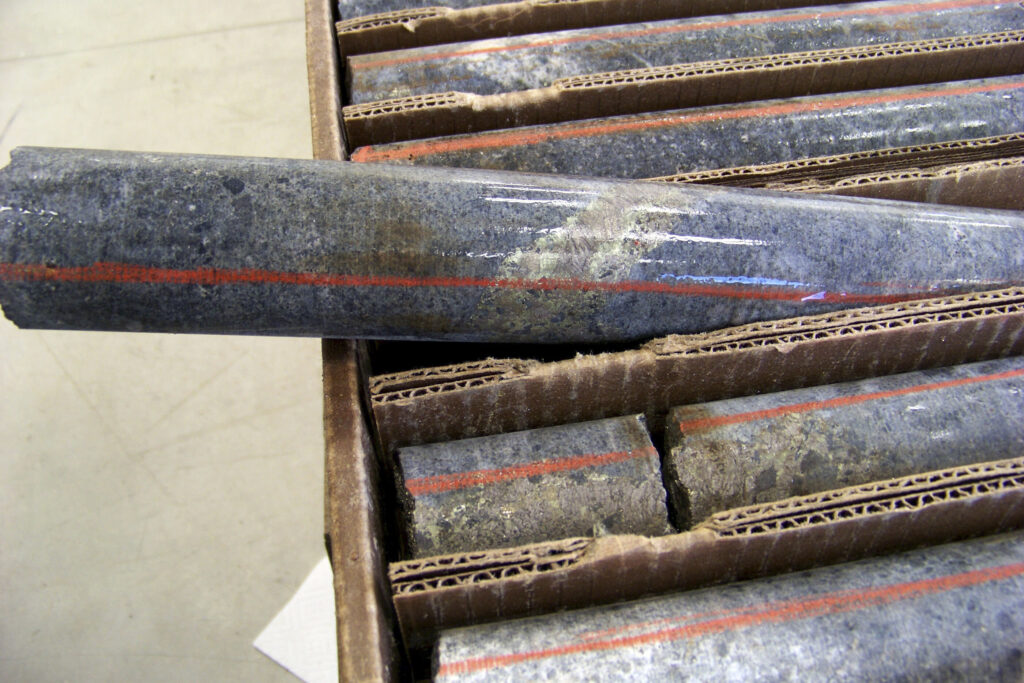 Metallexplorer: Bohrprogramm Highlights im zweiten Quartal 2025 mit Talon Metals, Southern Cross Gold, NexGen Energy, West African Resources, NGEx Minerals, Entrée Resources, Dryden Gold