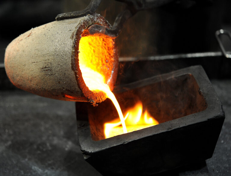 Die Rohstoffwoche: Marimaca Copper, Ero Copper, Faraday Copper, Energy Fuels, B2Gold, American Battery Technology, US Antimony, Adriatic Metals