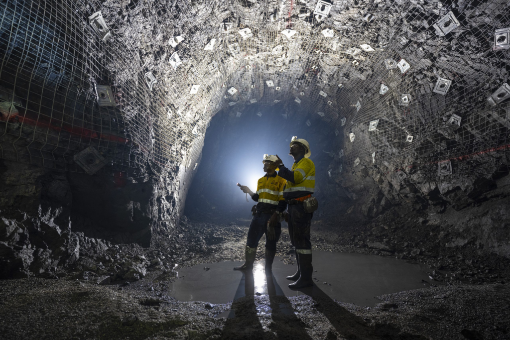 Liberia stärkt Investitionsklima während Mali Lizenzen entzieht