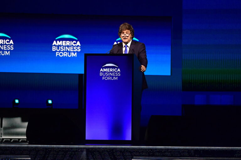 Javier Milei will mit Auslandsinvestoren Argentiniens Bergbaupotenzial heben