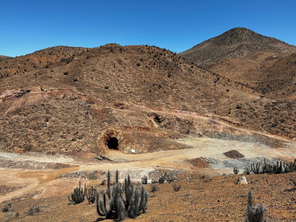 Doppelchance mit Krisenmetallen: Kupferexploration in Chile trifft auf Wasserstoffpotenzial in Kanada