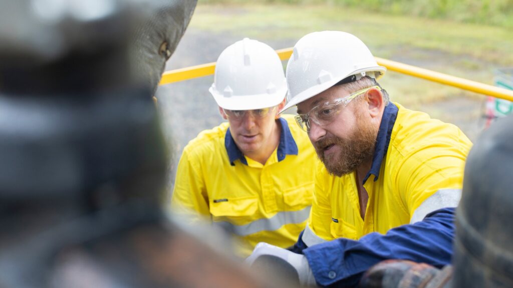 QMines gibt Gas: Bohrungen best&auml;tigen hochgradige Gold und Silbergehalte in Queensland