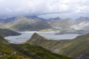 Entwicklungen der Bergbaupolitik in S&uuml;damerika: Quo Vadis Peru?