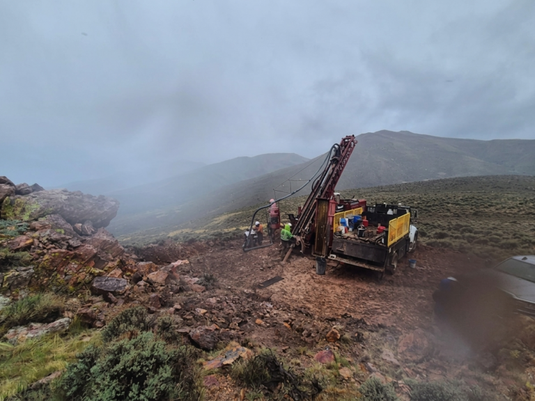 Exploration geht in die n&auml;chste Phase: Lodestar startet Bohrprogramm am Gold-Silberprojekt in Nevada