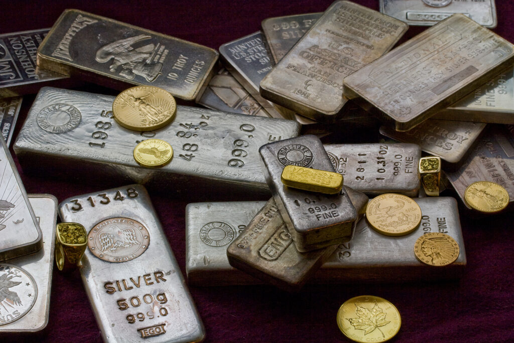 Silber springt um bis zu 5 Prozent, Gold-Silber-Ratio f&auml;llt unter 70
