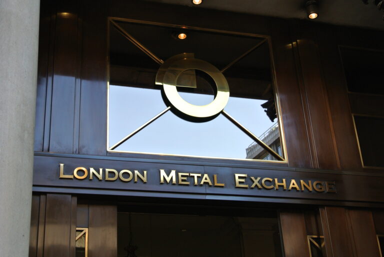 LME justiert Regelwerk im Zeichen knapper Metalle