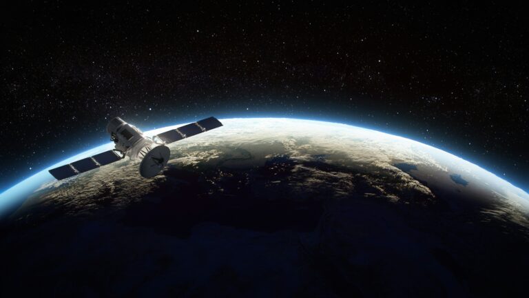 Satellit statt Sch&uuml;rfhammer: Fairchild Gold kartiert das gesamte Golden Arrow-Grundst&uuml;ck neu